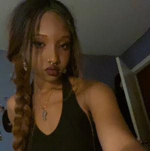 Meet your Posher, Farida